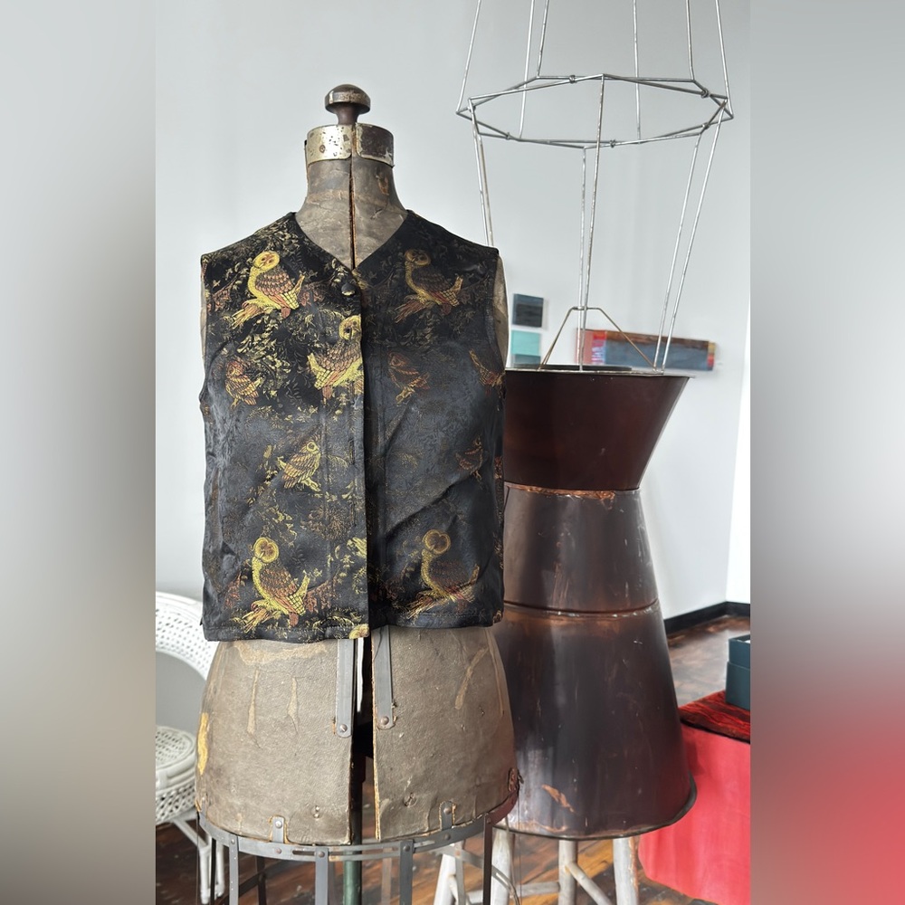 VTG Owl Vest